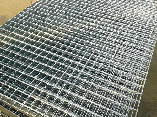 如何解決熱鋼格柵表面粗糙問題？