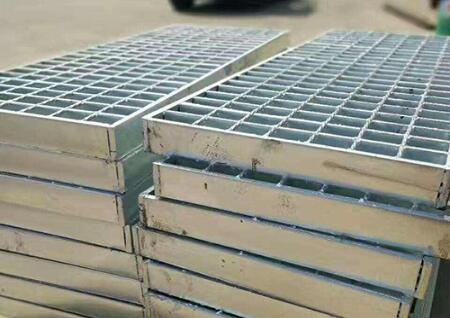 購買鋼格柵時，如何選擇鋼格柵廠家？